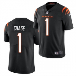 Youth Cincinnati Bengals 1 Ja 27Marr Chase Black Vapor Untouchable Limited Stitched Jersey 